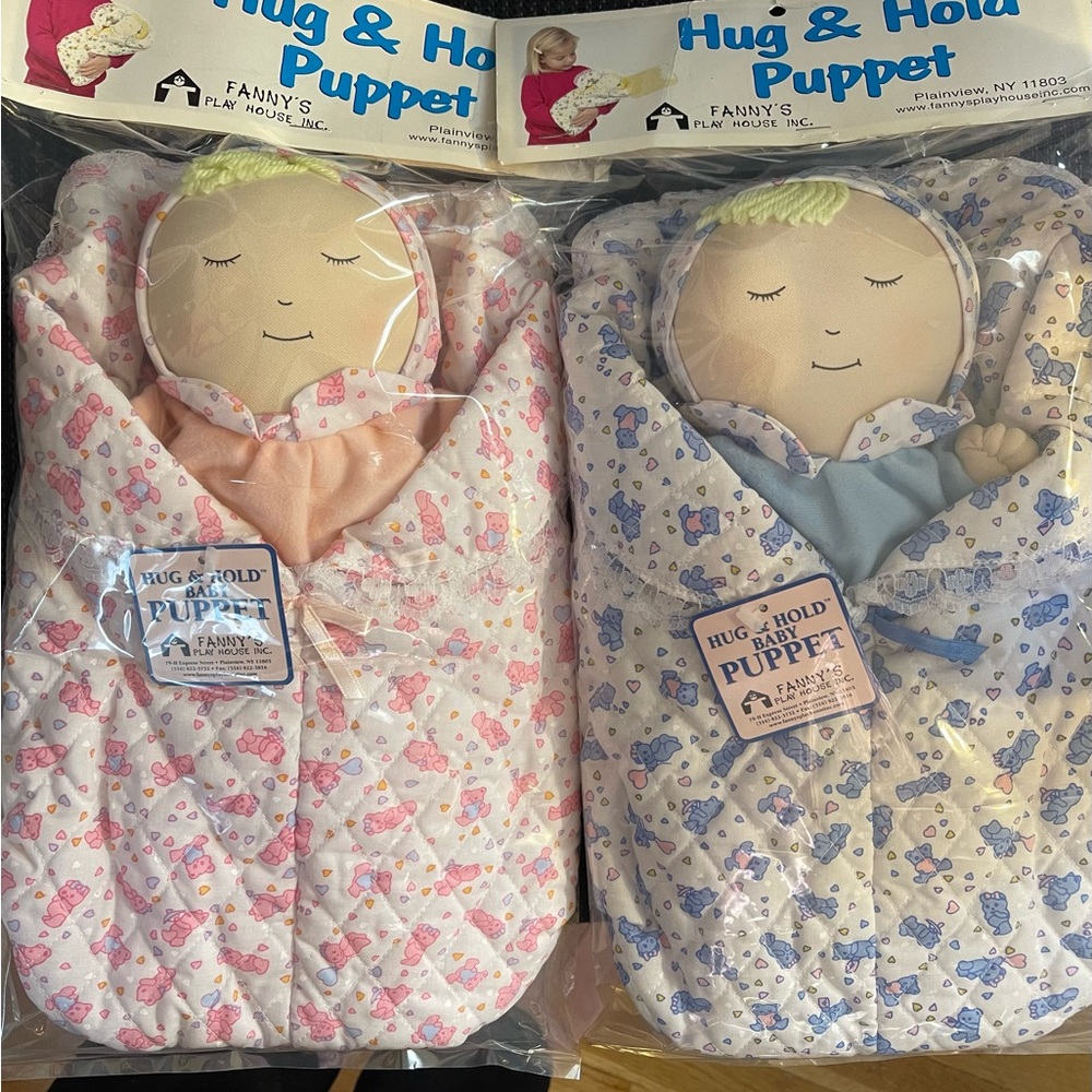 Cute hand puppets. Put your hand inside and play. Sold as a set.